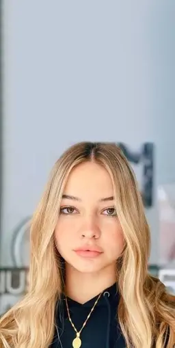 Profile image of Sarah Cameron