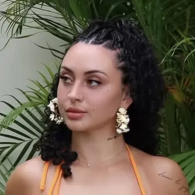 Profile image of Veronica