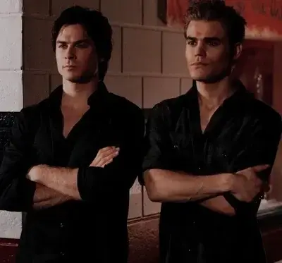 VividVase5217의 Salvatore Brothers