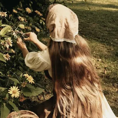 Profile image of Clara