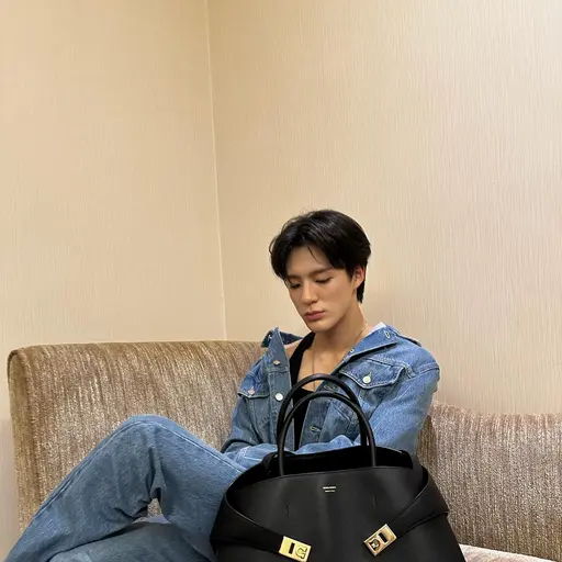 _ee_u의 이제노