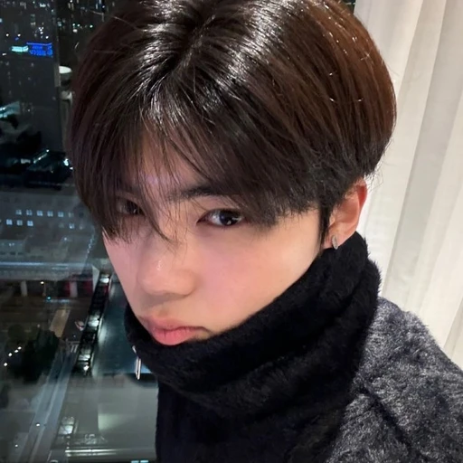 박건욱