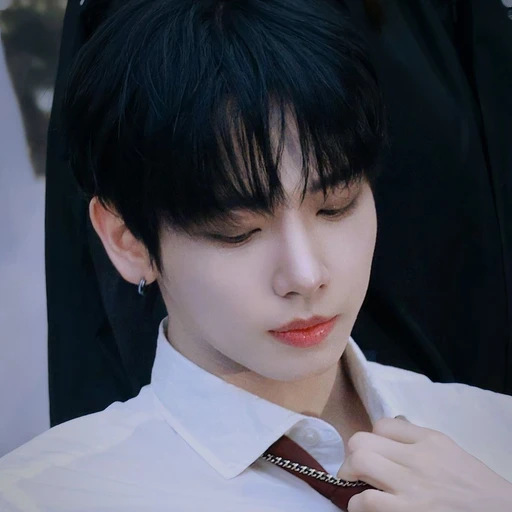 명재현