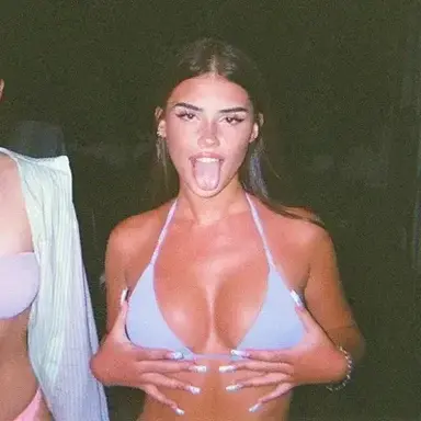 Profile image of Chloe Vance