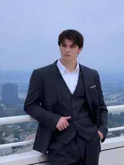 Profile image of Alex