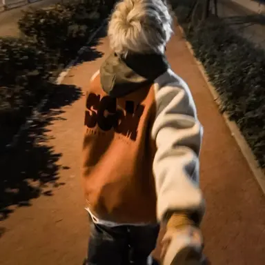Profile image of Garroth