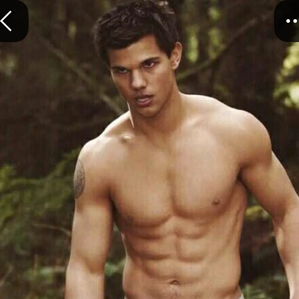 DottedLily4172의 Jacob black