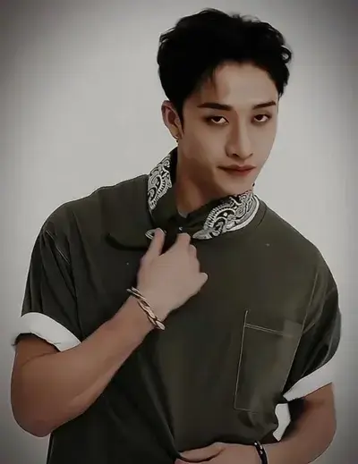 SmoothValve1695의 Christopher Bang