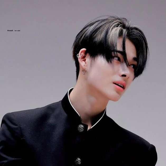 니키