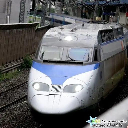 AngstyWiper6806의 KTX 여자친구가 생기다!?
