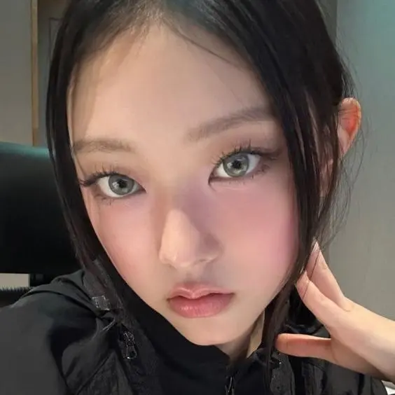 UrbanPin5141의 강해린