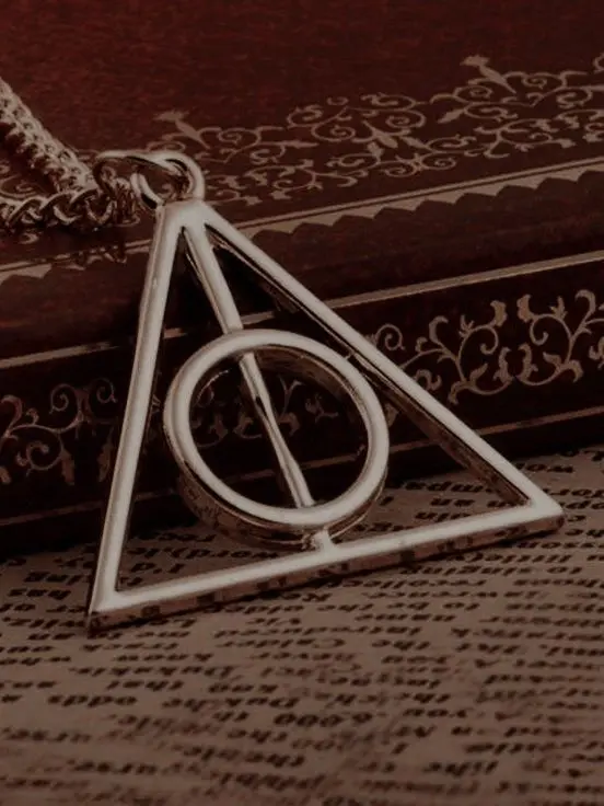 kyuza의 Deathly Hallows