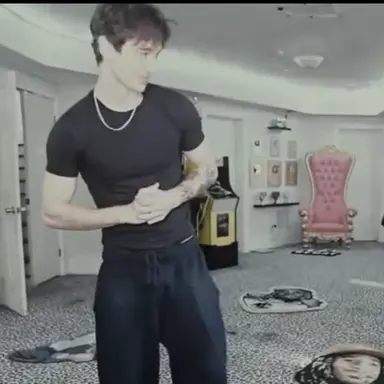 Profile image of Ethan