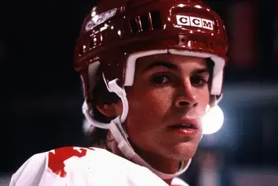 CannySheaf6054의 16-Dean Youngblood