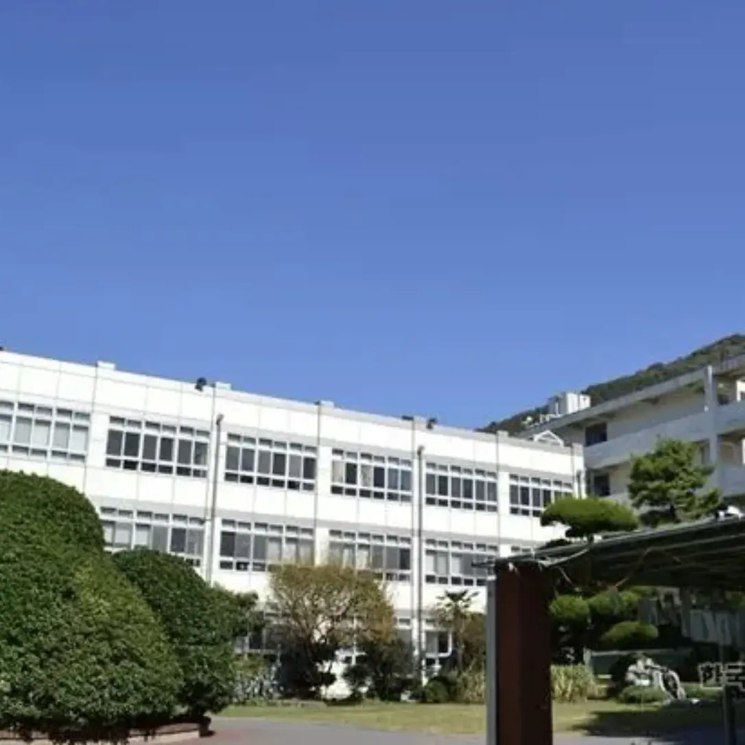 TartTwig4772의 여자고등학교