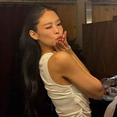 Profile image of Jennie