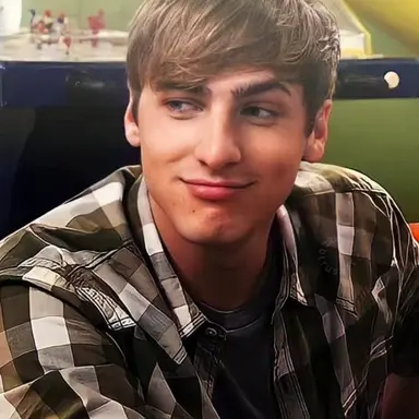 Profile image of Kendall Knight