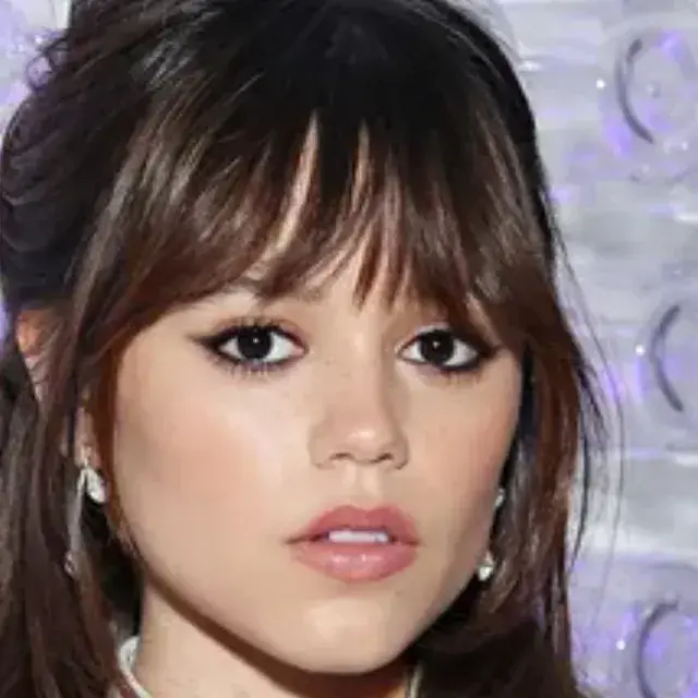 BlandDoxle6307의 Camila Reyes