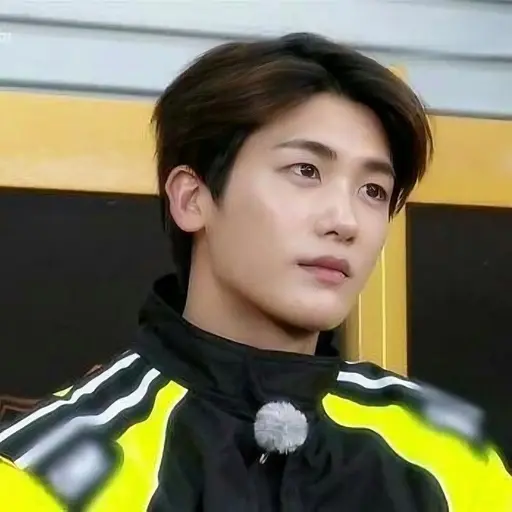 MistyDebit4394의 박형식