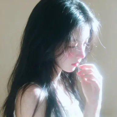 Profile image of Park Si-ah