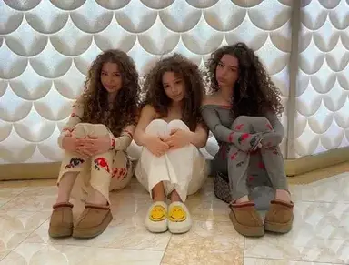 Profile image of Kalogeras Sisters