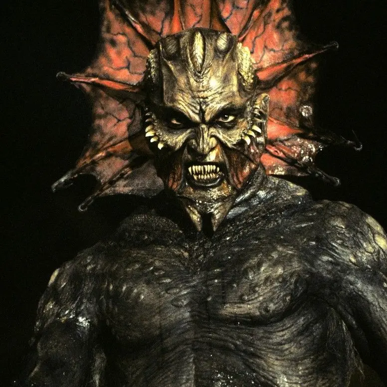 SubtleEuro6191의 Jeepers creepers-BL