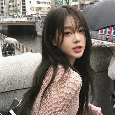 Profile image of Monica
