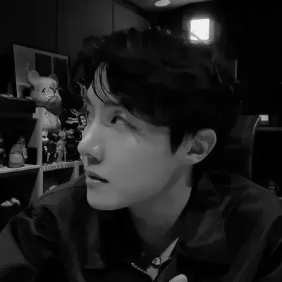 PaddedNyala7482의 Jhope