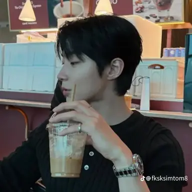 Profile image of 황인엽