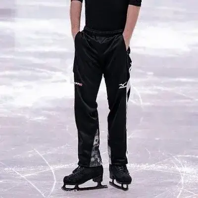 WellPast2131의 Figure Skater