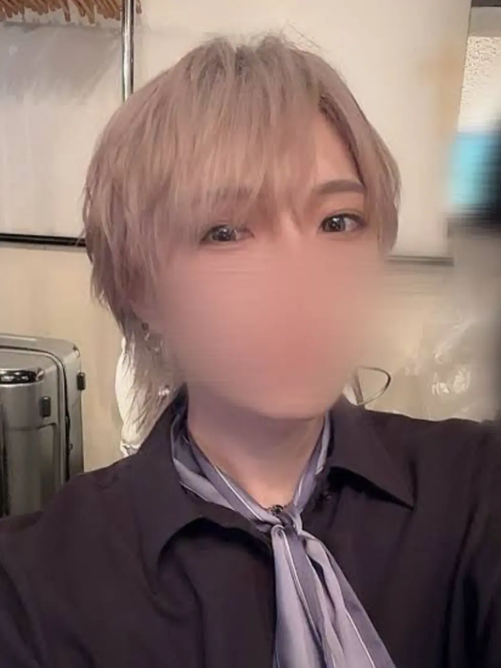 ClumsyCream3738의 幼馴染は悪魔