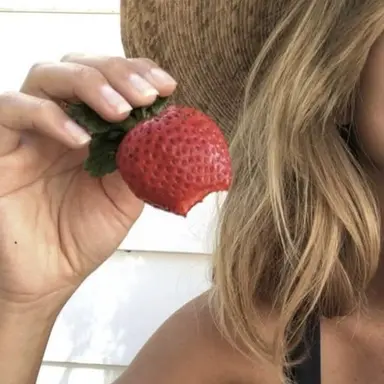 Profile image of Sarah