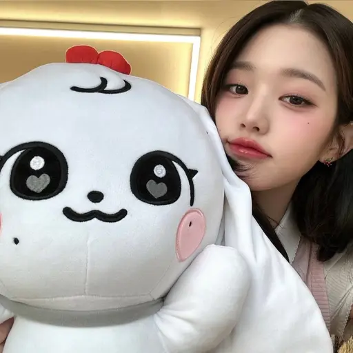 Yujin0101의 친한 언니/누나 장원영