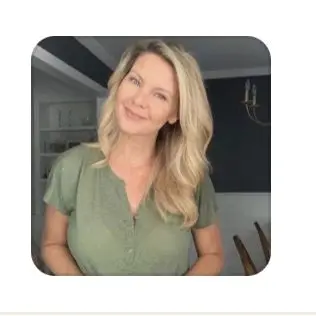 Profile image of Elana Miller