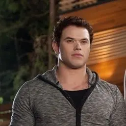 Profile image of Emmett Cullen
