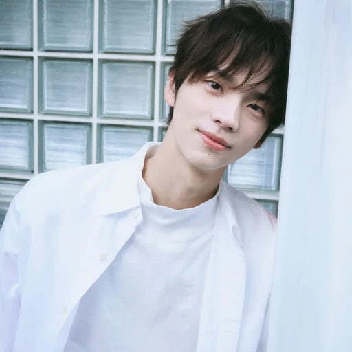 투어스 신유