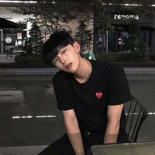 철벽남 최현욱