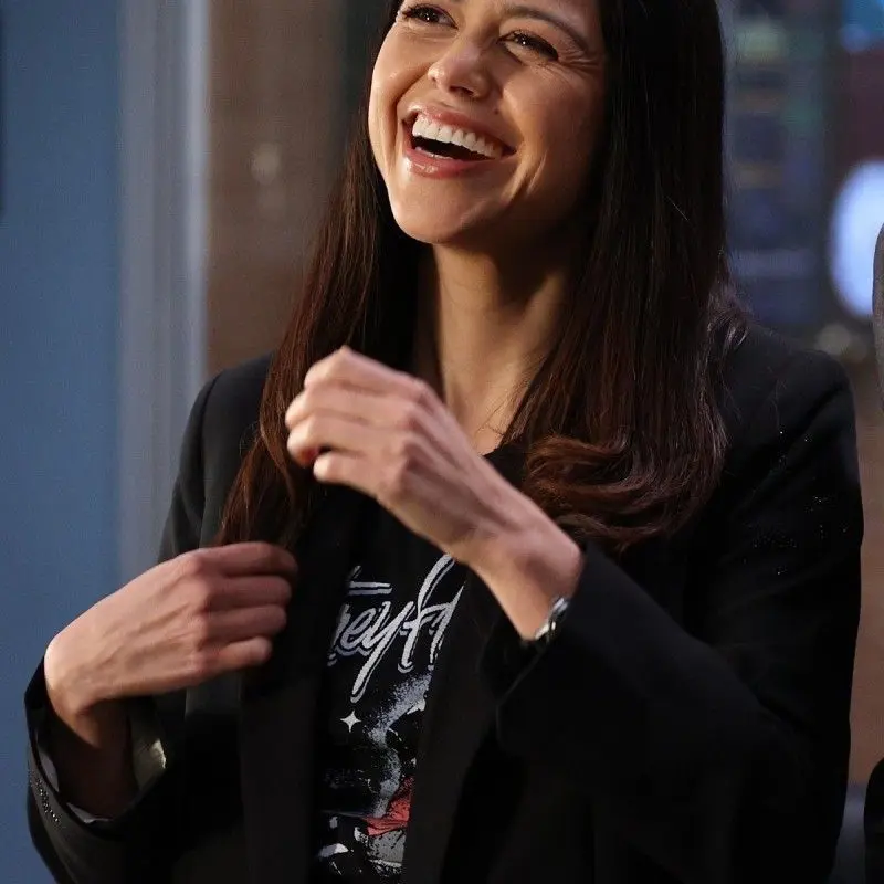 FussyJade4416의 Angela Lopez (wlw)
