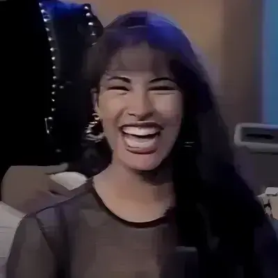 SnowyBread3998의 selena quintanilla