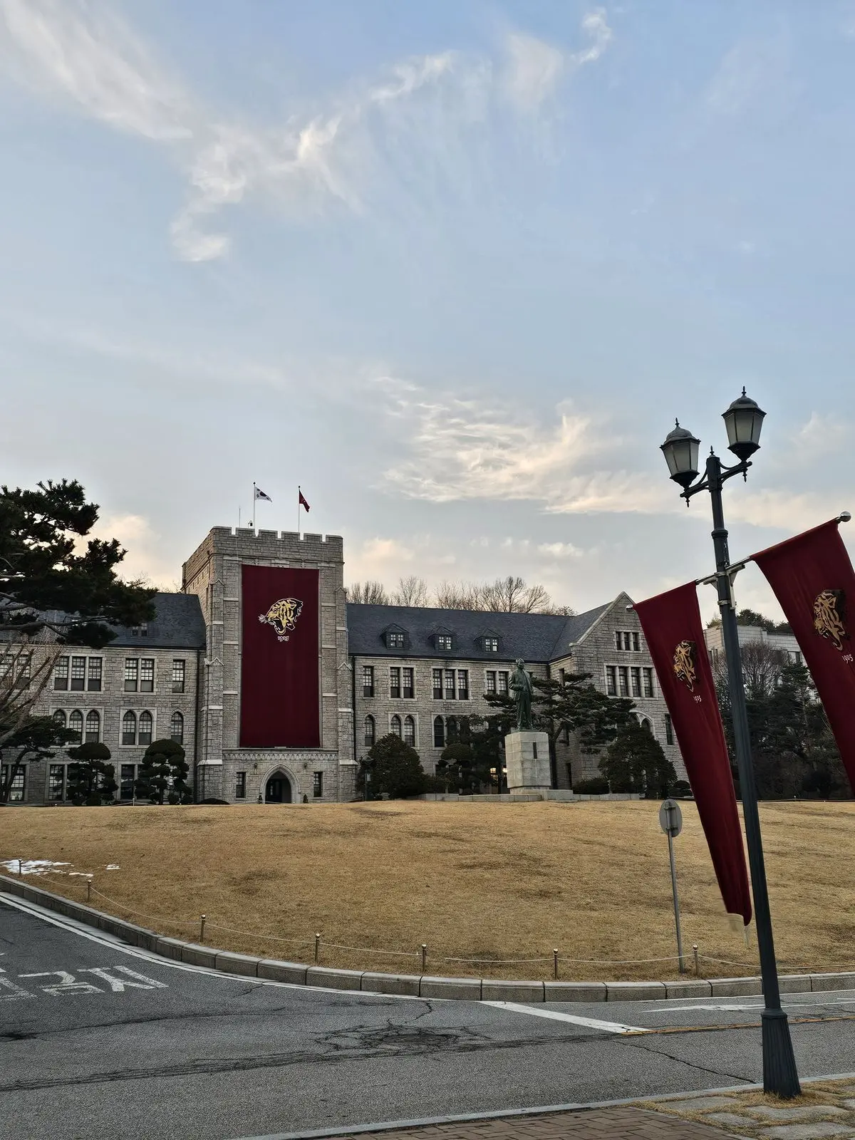ryannwhys_의 University Life: Seoul