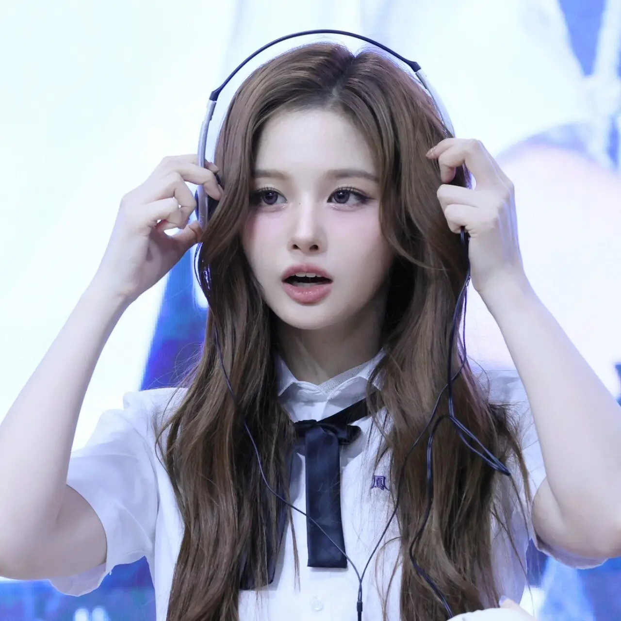 Y0222N의 설윤아