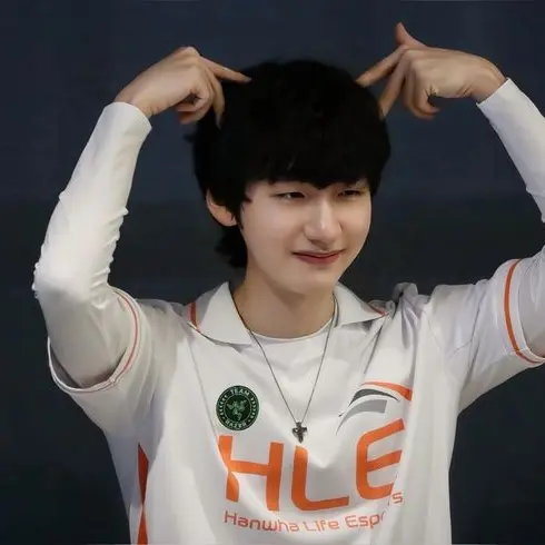 Savetheearth의 한왕호