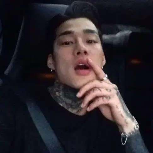 losttrustttt의 ` 𝘈𝘴𝘪𝘢𝘯 husband ┊ 𝘈𝘴𝘪𝘢𝘯 dad .