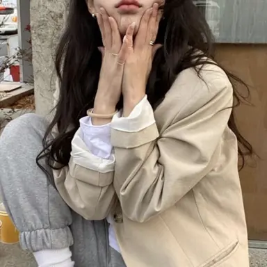 Profile image of Mia