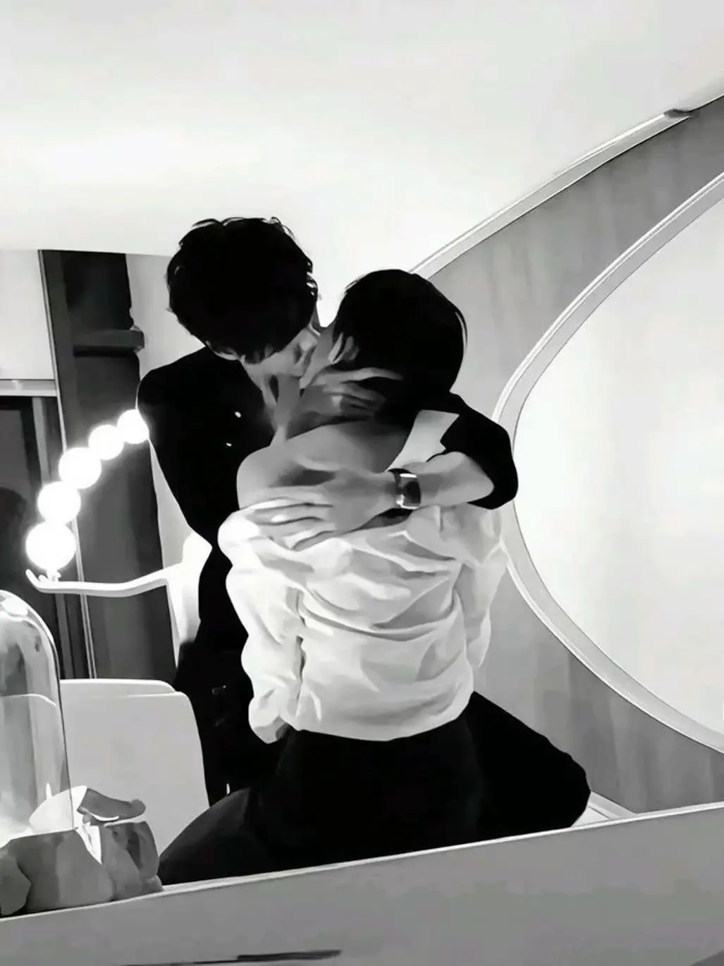 Itsmyanxiety의 Hybrid 013