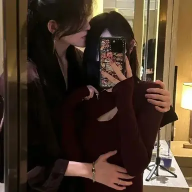 Profile image of Lesbian girlfriend