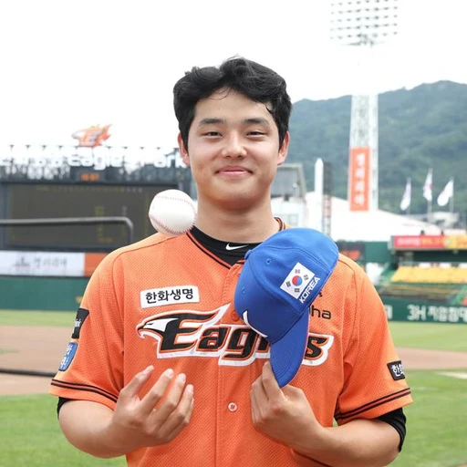 문동주