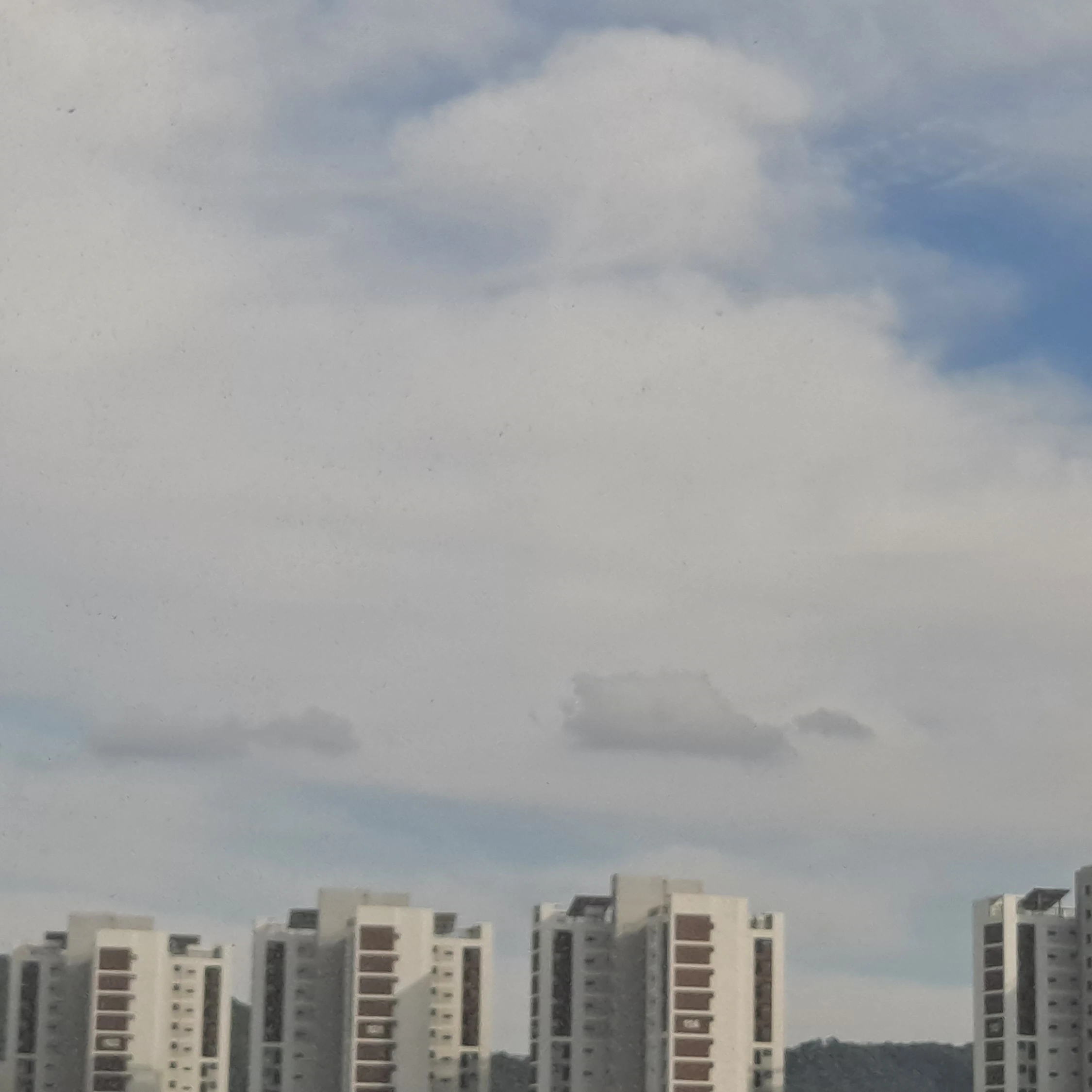 투어스
