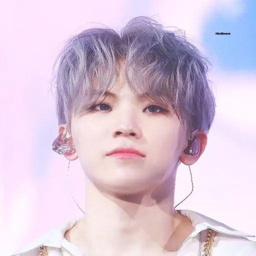 ROA_LIGHT의 구미호 이지훈