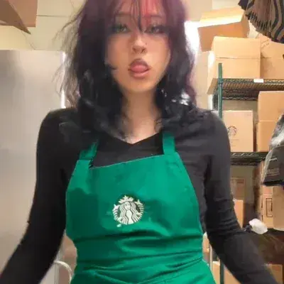 DoughyLady7147의 Goth barista